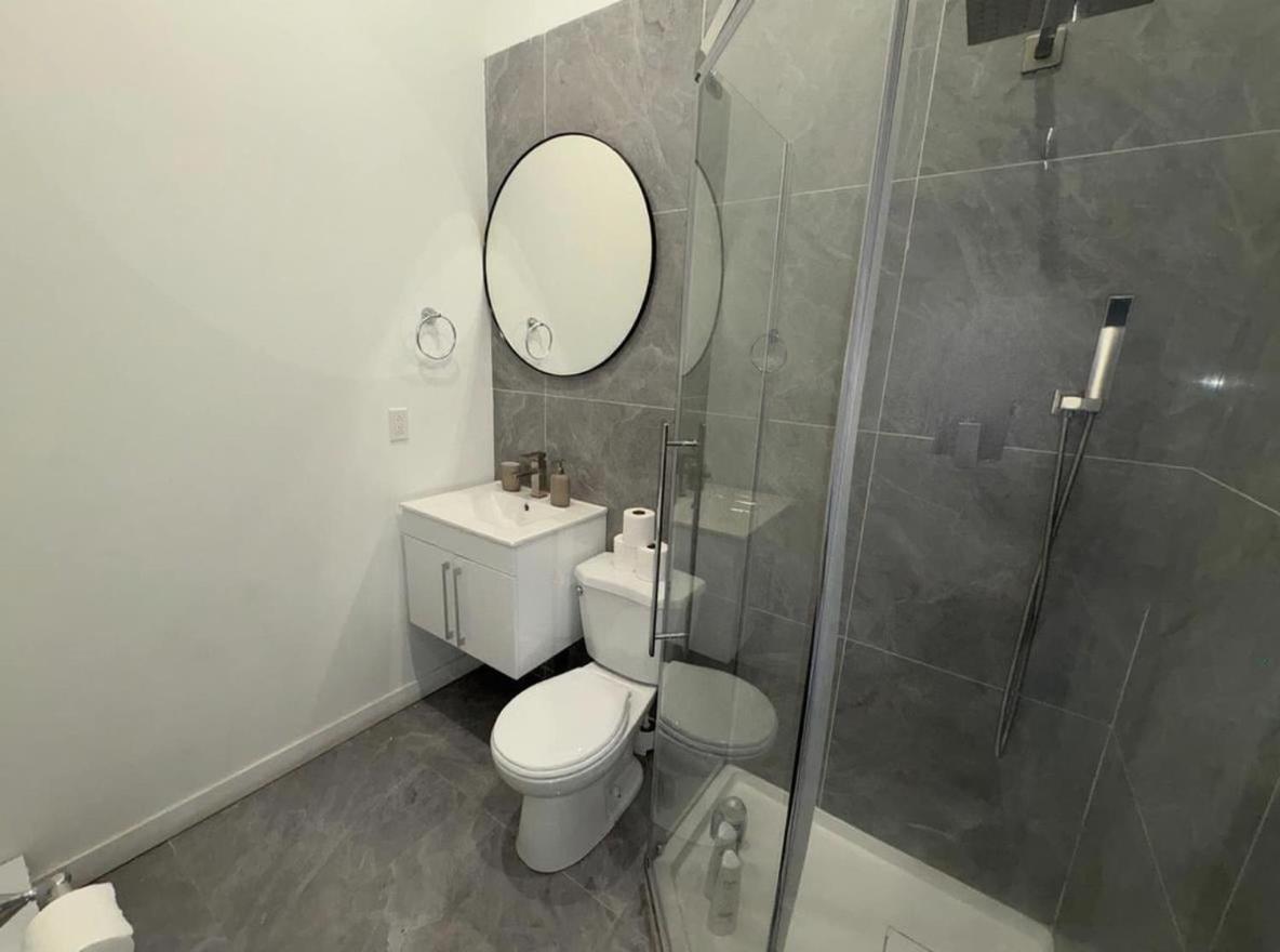 Cozy 1br Gem Montreal