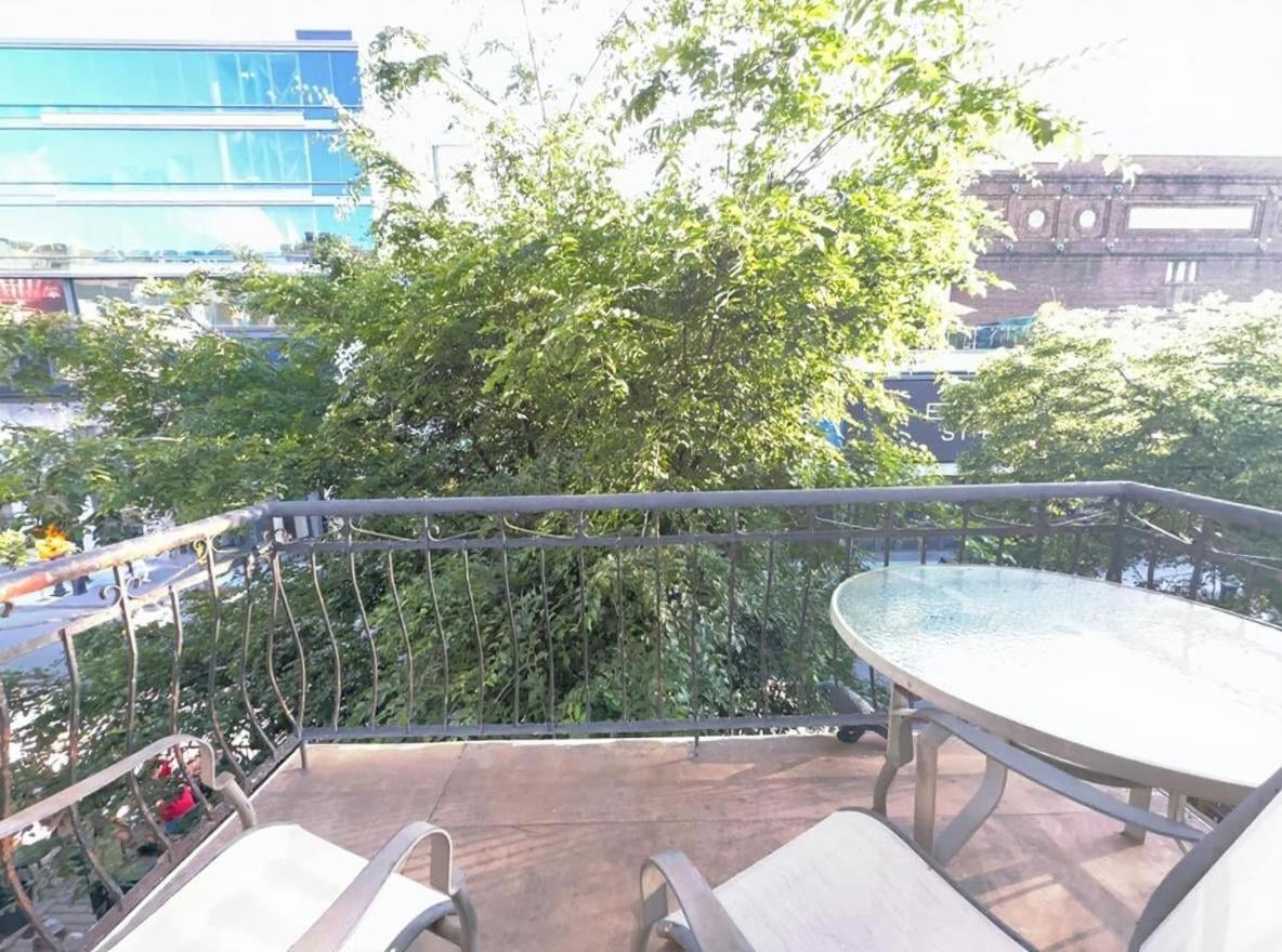 Cozy 1br Gem Apartamento Montreal